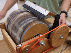 One of the guild's drum carders